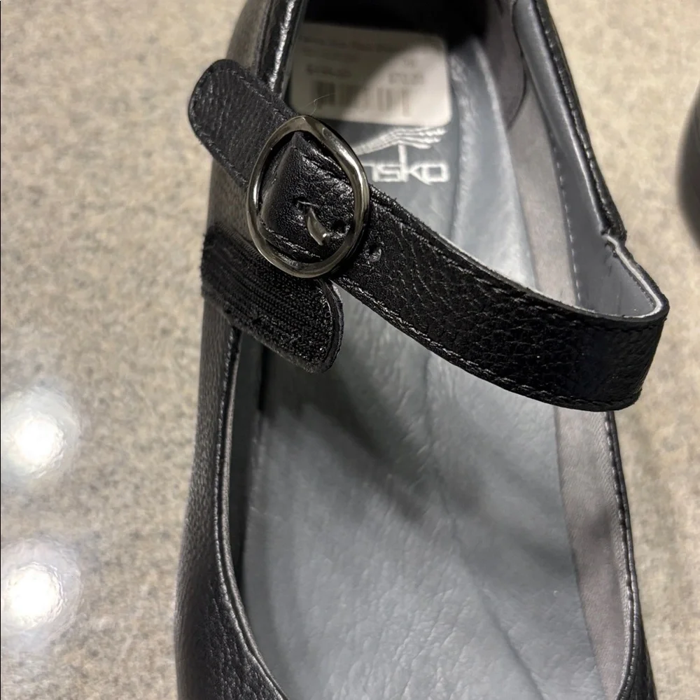 Dansko Black Mary Jane Flats Size 38 - Picture 2 of 3